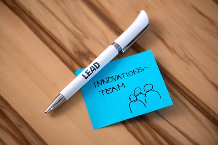 In order to successfully place something new on the market, it is important to bring a group dynamic into the innovation team.